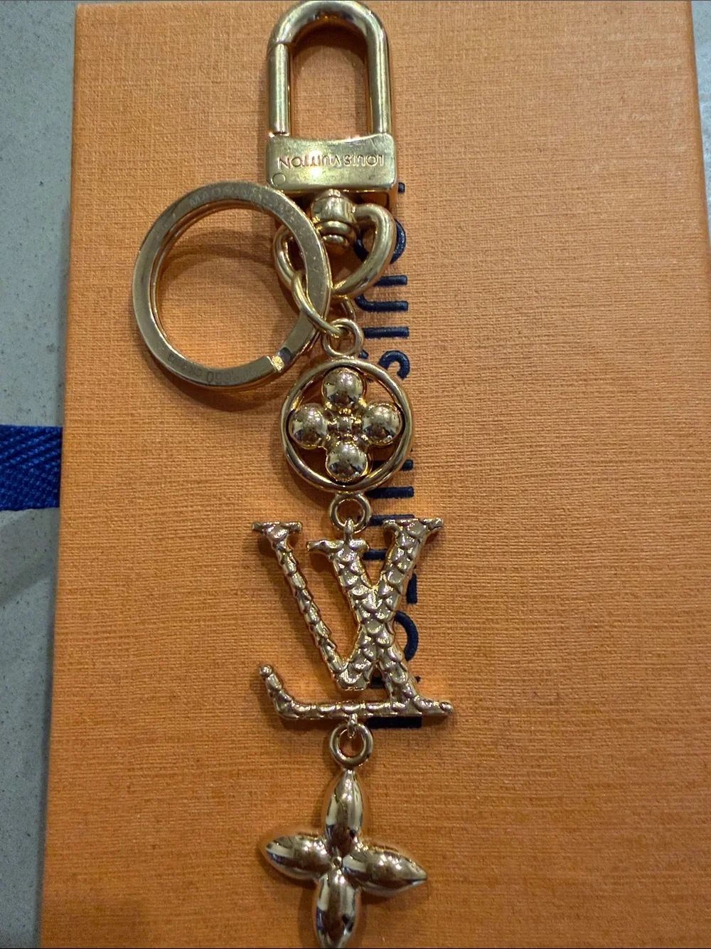 LOUIS VUITTON | ✨NEW✨ Wonder of the Sea Key Ring and Bag Charm